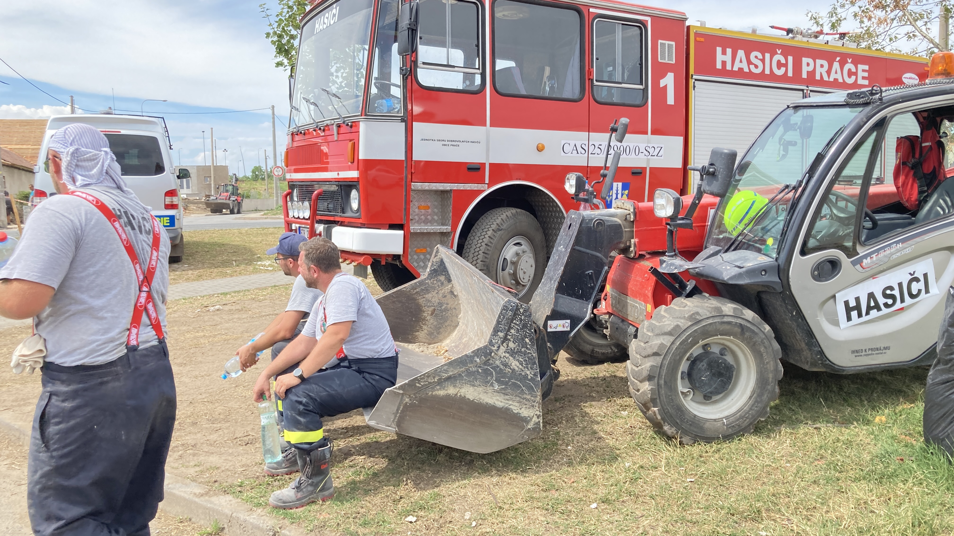 Pomoc_na_Hodoninsku_09